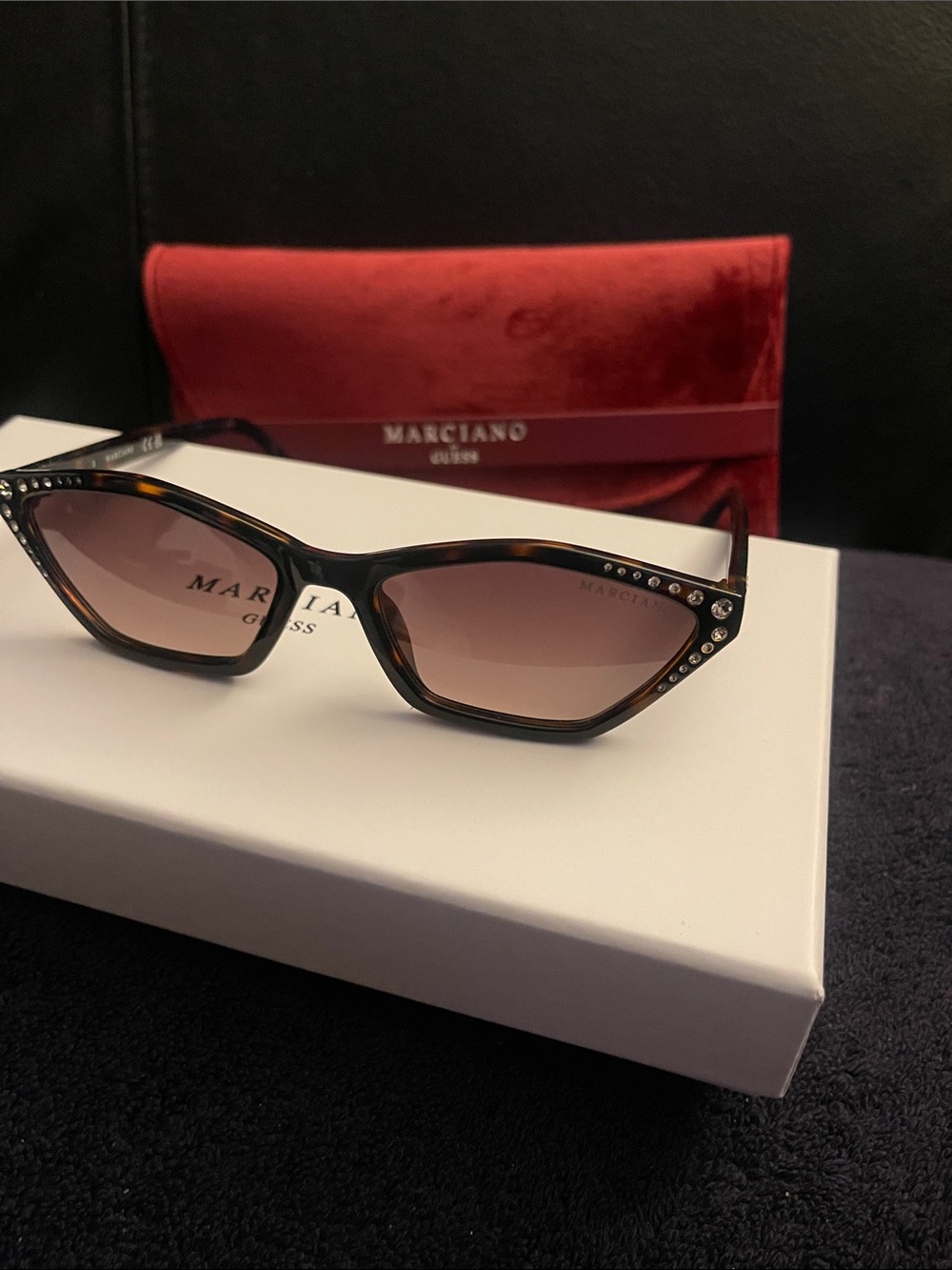 Guess by Marciano Brwn Tortoiseshell Cat-Eye Sunglasses w/Crystal Studs NWB